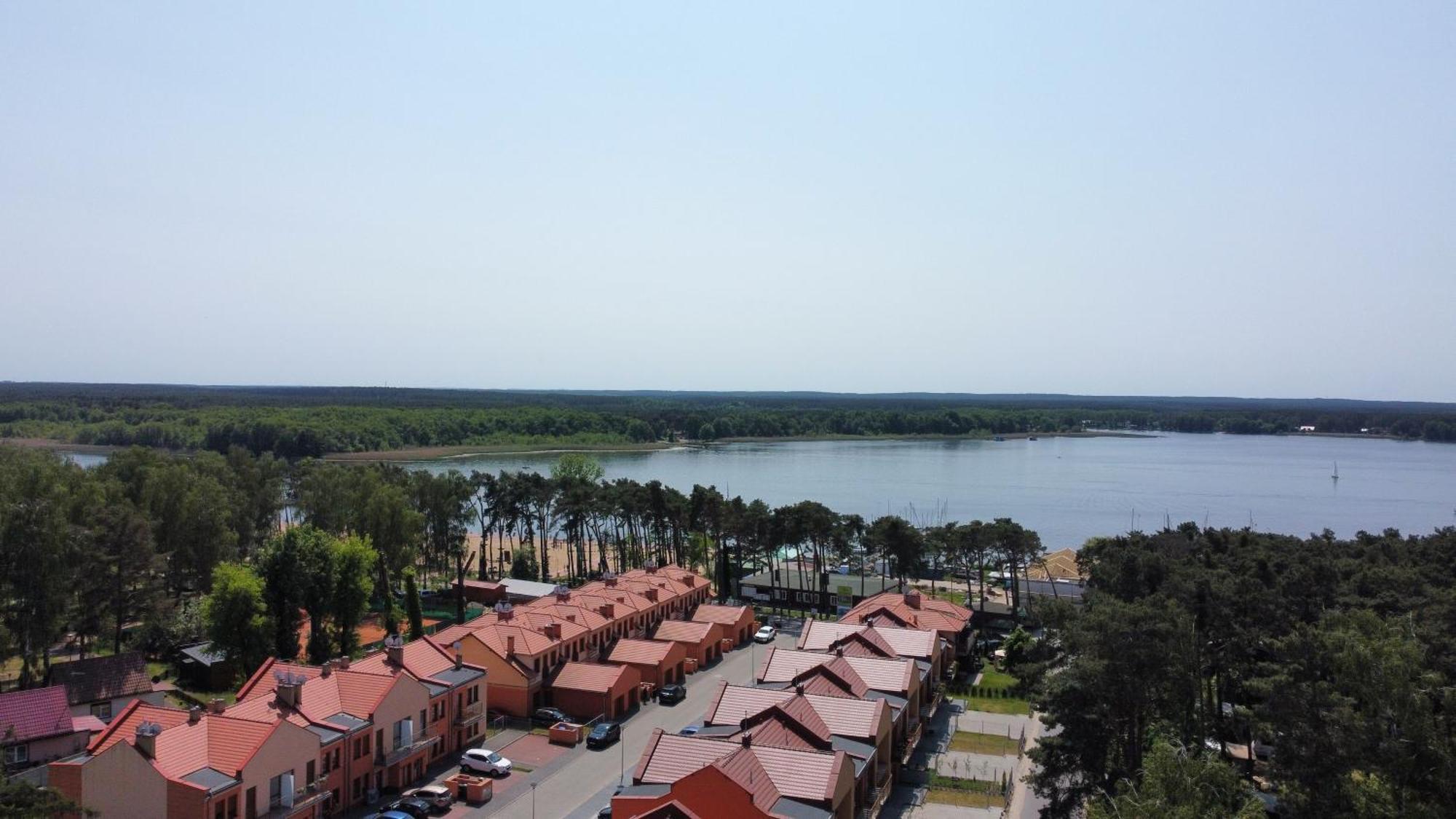 Przy Zlotych Piaskach 1 *